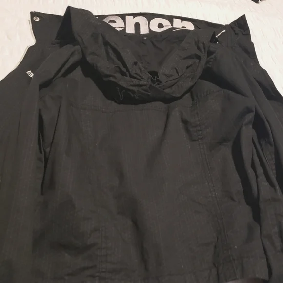 Bench Small Jacket - Picture 5 of 9